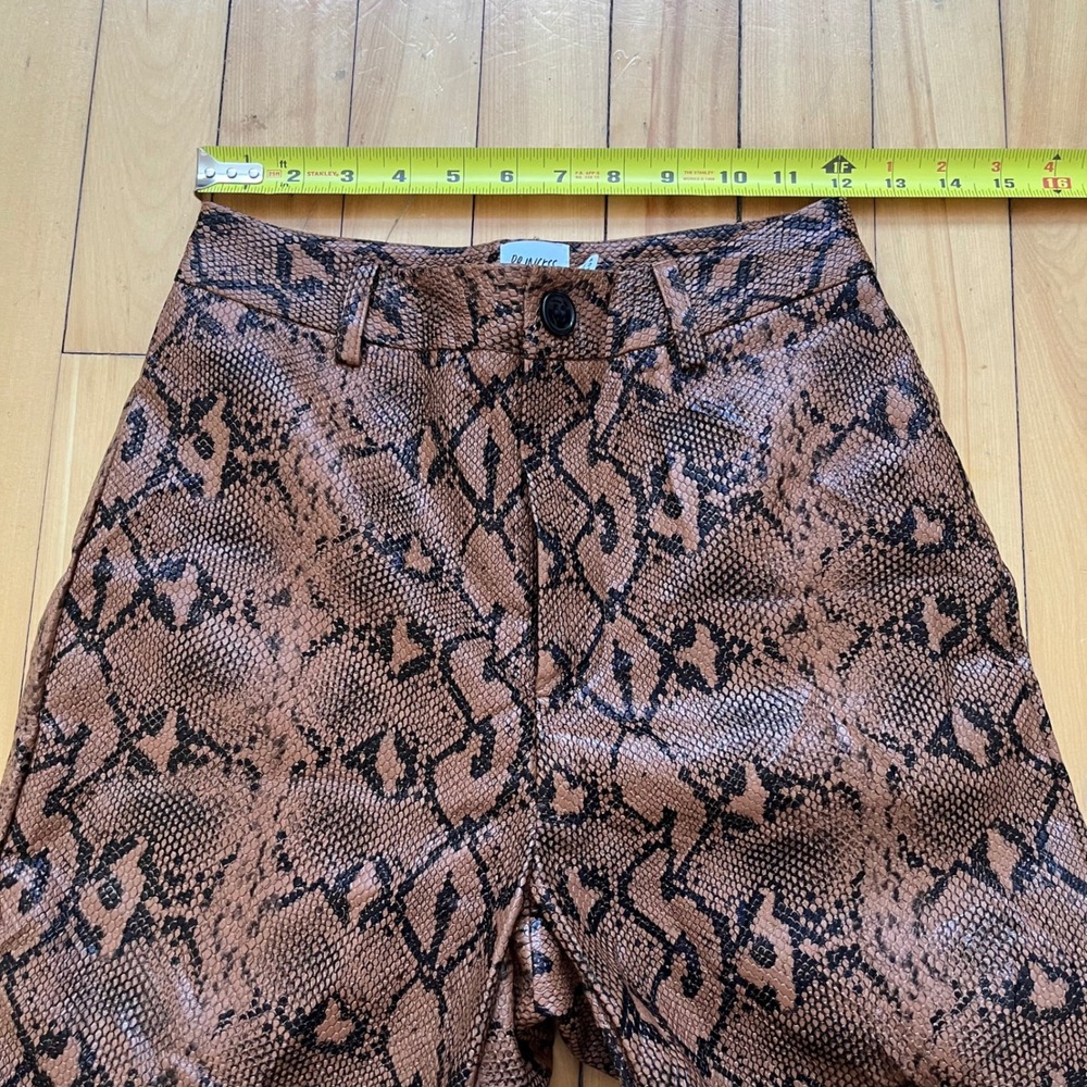 Princess Polly Snake Print Faux Leather Wide Leg Pants Brown Black Size 2 - Picture 4 of 7